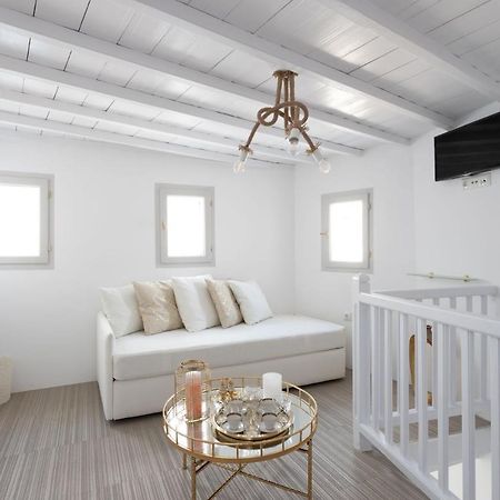 Aniko Suites Chora Mykonos Town Exterior photo